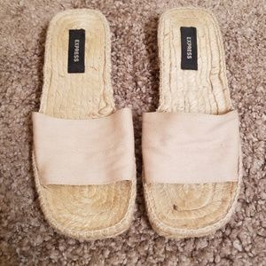 Express sandals!